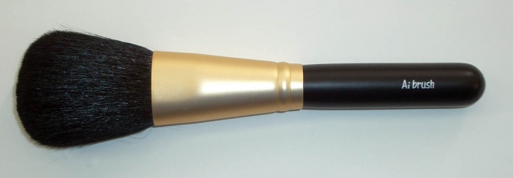 パウダーブラシ