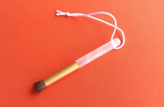 小鼻用洗顔ブラシ