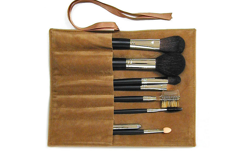 熊野筆のメイクブラシケース入りセット